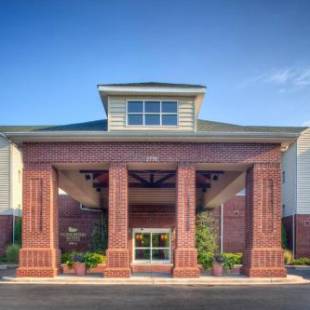 Фотографии гостиницы 
            Homewood Suites by Hilton Charlotte Airport