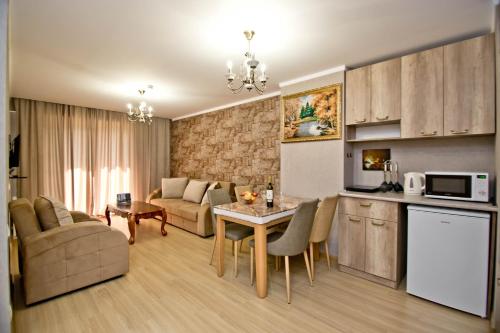 Фотографии апарт отеля 
            Orbi Bakuriani apartment 731