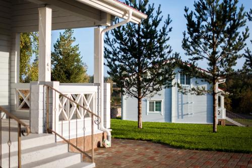 Фотография базы отдыха Озеро Лунное