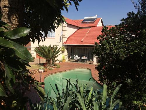 Фотография мини отеля At The View B&B