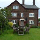 Фотография мини отеля Birtles Farm Bed and Breakfast