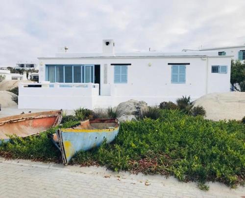 Фотография гостевого дома Tides Holiday Home