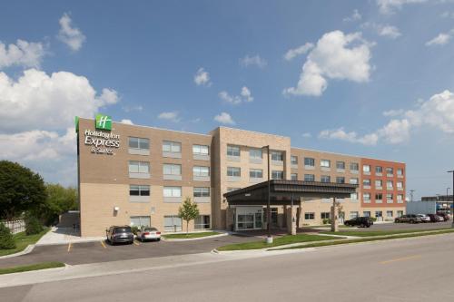 Фотография гостиницы Holiday Inn Express & Suites - Kalamazoo West, an IHG Hotel