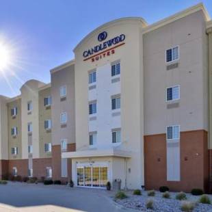 Фотографии гостиницы 
            Candlewood Suites Kansas City Northeast, an IHG Hotel