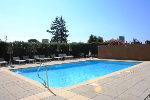 Фотография гостиницы Kyriad Hotel Cannes Mandelieu