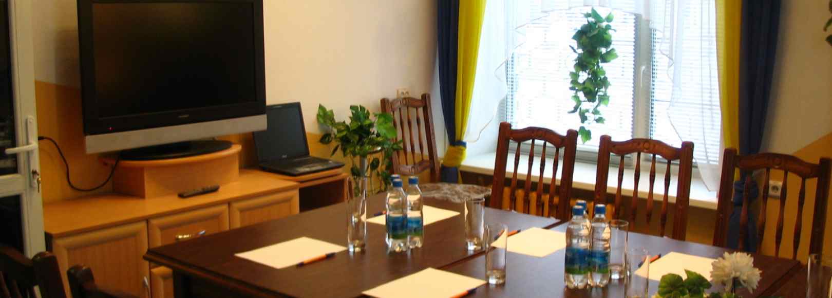 Фотография комнаты для переговоров Комната переговоров Евро-отеля