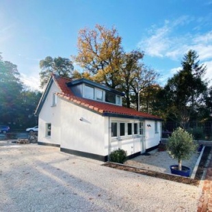 Фотография гостевого дома Cozy historical Cottage (Huisje HèHè)