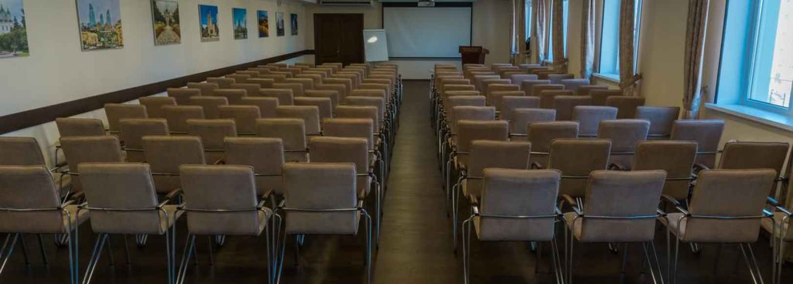 Фотография конференц-зала Баку