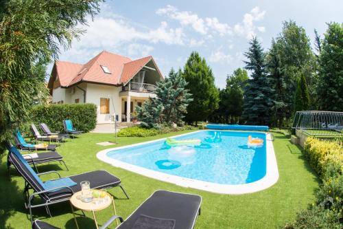 Фотографии гостиницы 
            Villa Oliva Boutique Rooms & Spa Zamárdi