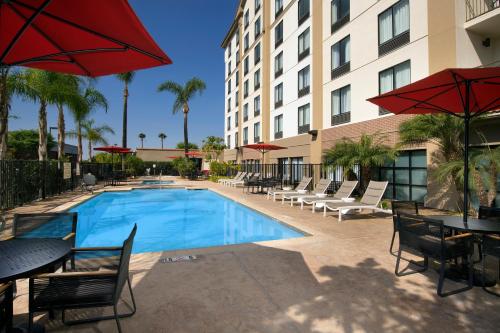 Фотография гостиницы Hampton Inn & Suites Anaheim Garden Grove