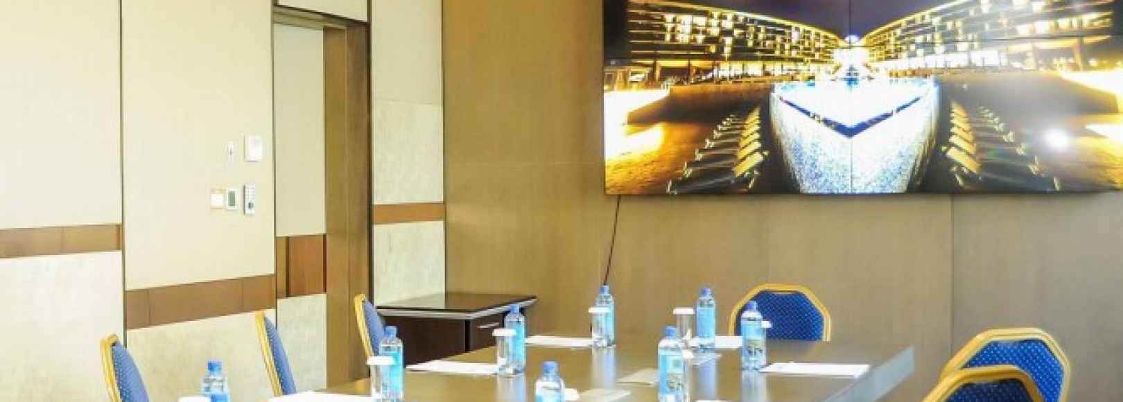 Фотография комнаты для переговоров Сочи