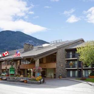 Фотографии гостиницы 
            Banff Park Lodge