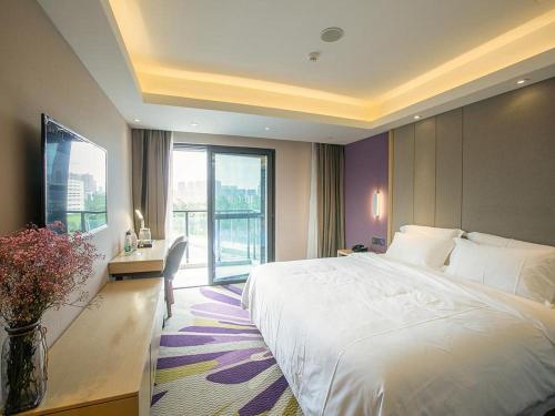 Фотографии гостиницы 
            Lavande Hotel (Nanchang Qianhu Avenue Nanchang Univercity Branch)