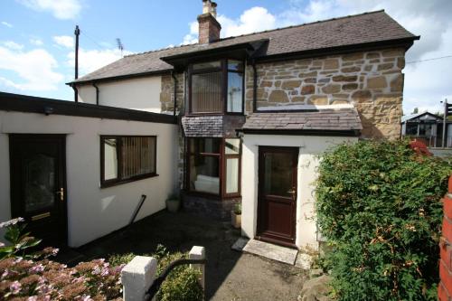 Фотография гостевого дома Merlin House