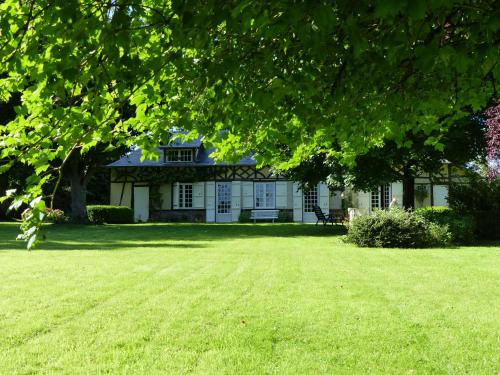 Фотографии гостевого дома 
            Orfea s home - maison de charme, Lyons-la-Forêt, accès direct forêt