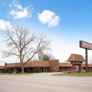 Фотографии гостиницы 
            Americas Best Value Inn Webster City