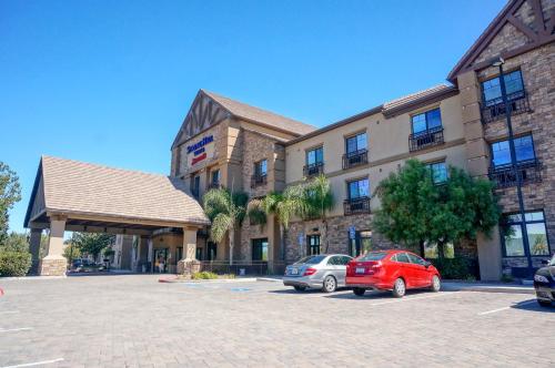 Фотография гостиницы SpringHill Suites Temecula Valley Wine Country