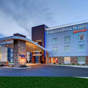 Фотографии гостиницы 
            Fairfield Inn & Suites by Marriott Madison West/Middleton