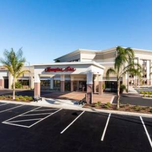 Фотографии гостиницы 
            Hampton Inn Daytona Speedway-Airport