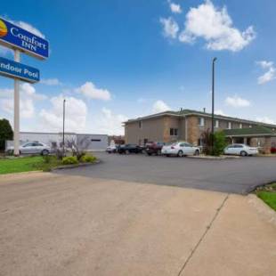 Фотографии гостиницы 
            Comfort Inn Green Bay