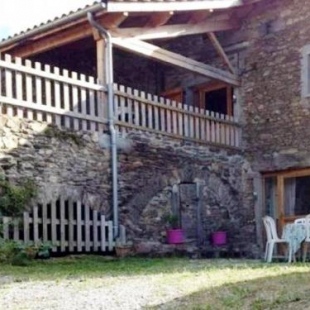 Фотография гостевого дома Gîte La Terrasse-sur-Dorlay, 6 pièces, 13 personnes - FR-1-496-72