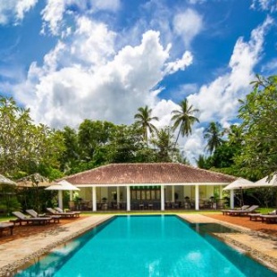 Фотография гостиницы Taru Villas - Rock Villa - Bentota