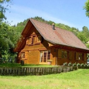 Фотография гостевого дома Chalet de 4 chambres avec jardin amenage a Lalaye