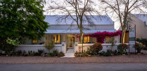 Фотография гостевого дома 81 on Church Guest House