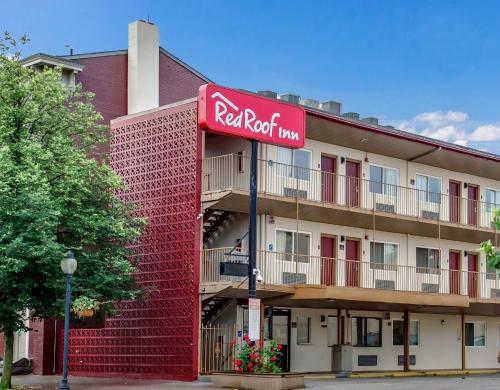 Фотографии мини отеля 
            Red Roof Inn York Downtown