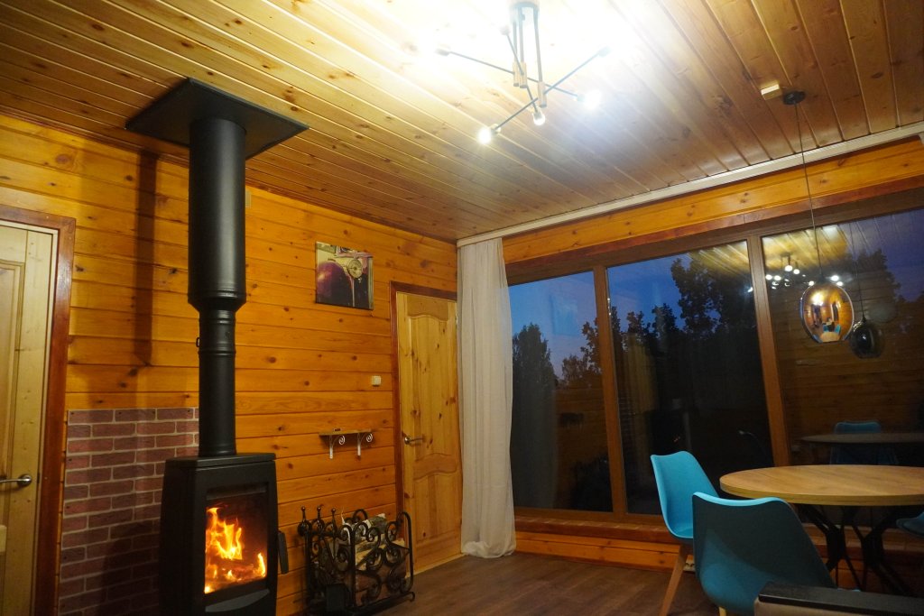 Фотография Коттеджа Частный дом Домик на горке