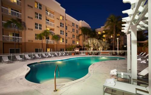 Фотография гостиницы Courtyard by Marriott Miami Aventura Mall