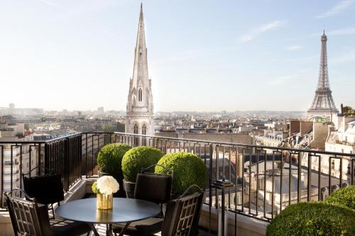 Фотография гостиницы Four Seasons Hotel George V Paris