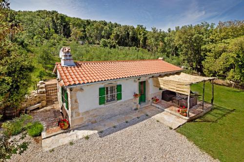 Фотография гостевого дома Roinizza in Prtlog (Haus für 4-5 Personen)