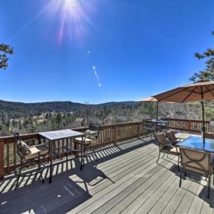 Фотография гостевого дома Mountain Gem with Game Room, 5 Mi to Lake Arrowhead!