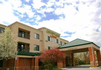 Фотография гостиницы Courtyard by Marriott Traverse City