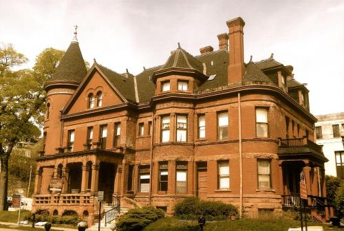 Фотография мини отеля The Redstone Inn and Suites