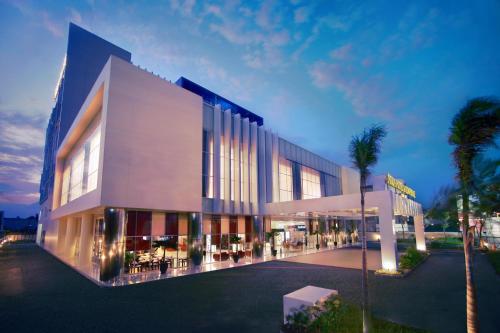 Фотографии гостиницы 
            Atria Hotel Malang