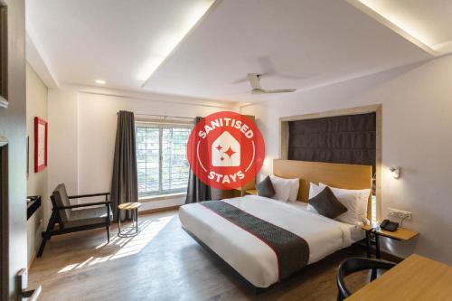 Фотографии гостиницы 
            OYO Townhouse 209 Habitat Hotels & Suites