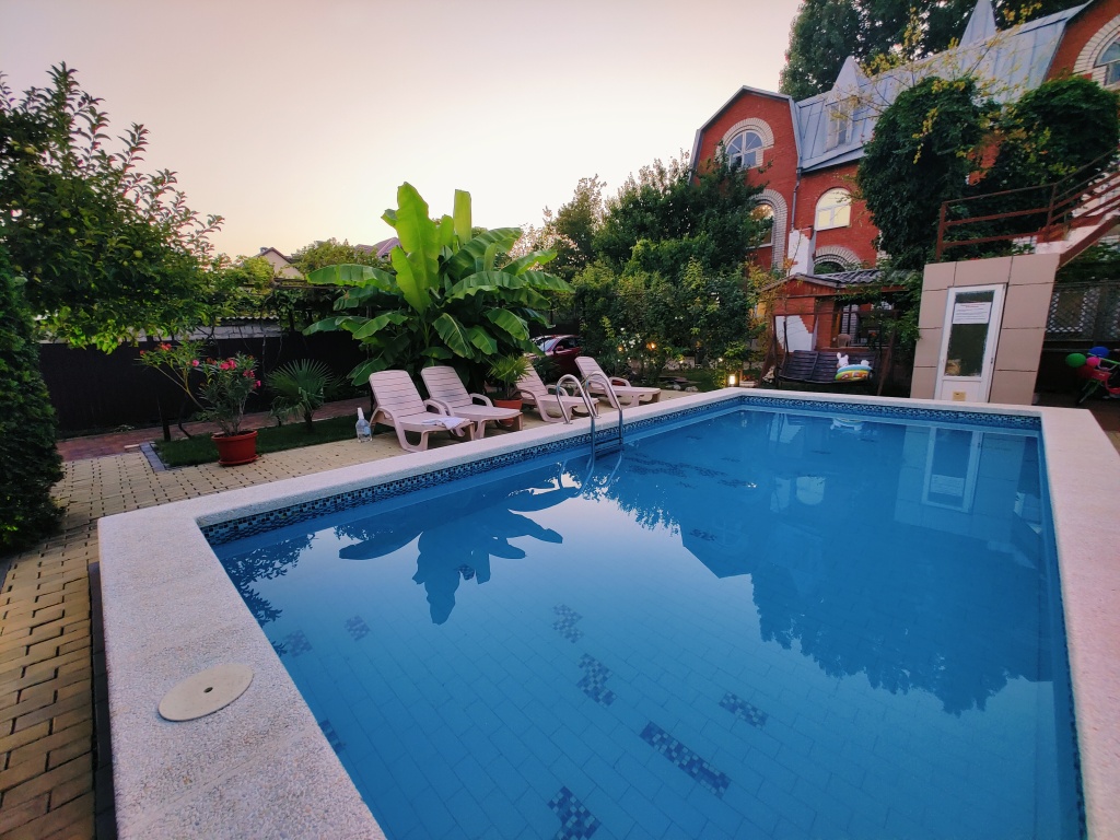 Фотография Коттеджа Частный Дом с Бассейном