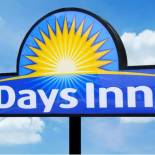 Фотография гостиницы Days Inn by Wyndham Galt