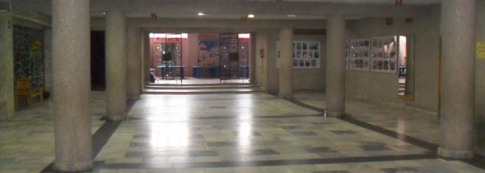 Фотография фойе Фойе перед зрительным залом ДК Современник