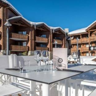 Фотографии гостиницы 
            Fahrenheit Seven Courchevel