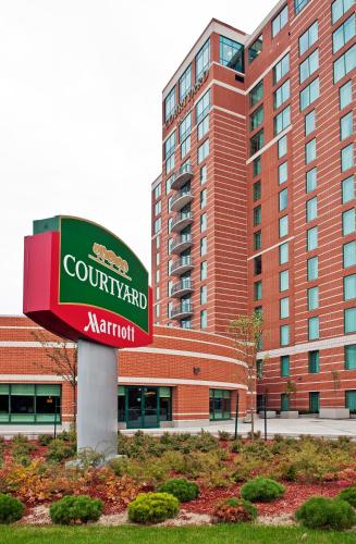 Фотография гостиницы Courtyard by Marriott Ottawa East