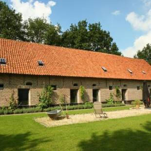 Фотографии гостевого дома 
            Former stables, converted into a beautiful rural holiday home with a common sauna and swimming pool