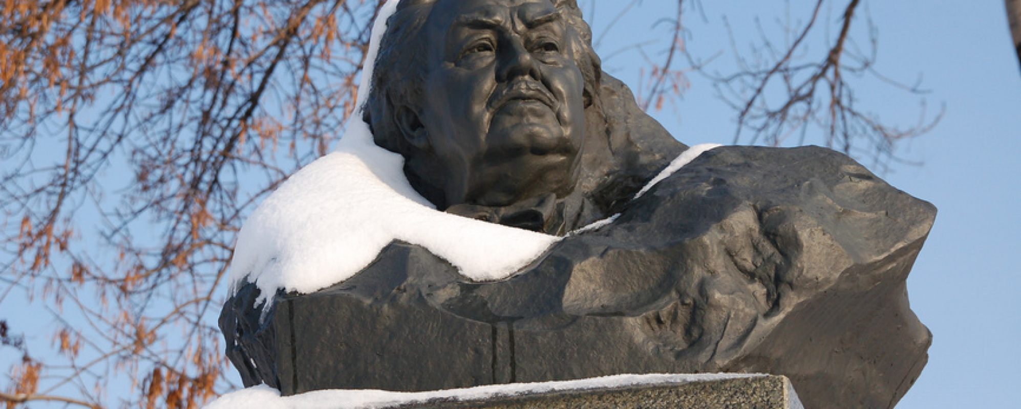 Памятник Герасимову в Мичуринске
