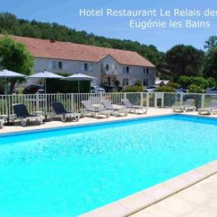 Фотографии гостиницы 
            Hotel Le Relais des Champs