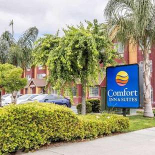 Фотографии гостиницы 
            Comfort Inn & Suites Salinas