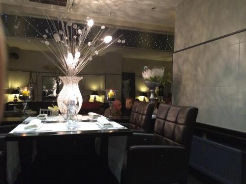 Фотография гостиницы Hotel Restaurant Les Arcades