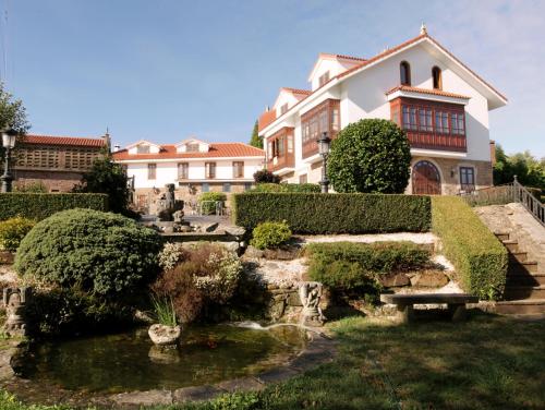 Фотография гостиницы Hotel Mar de Queo