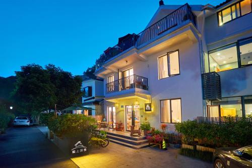 Фотография мини отеля Hangzhou Yueshang Yunshe Boutique Hostel